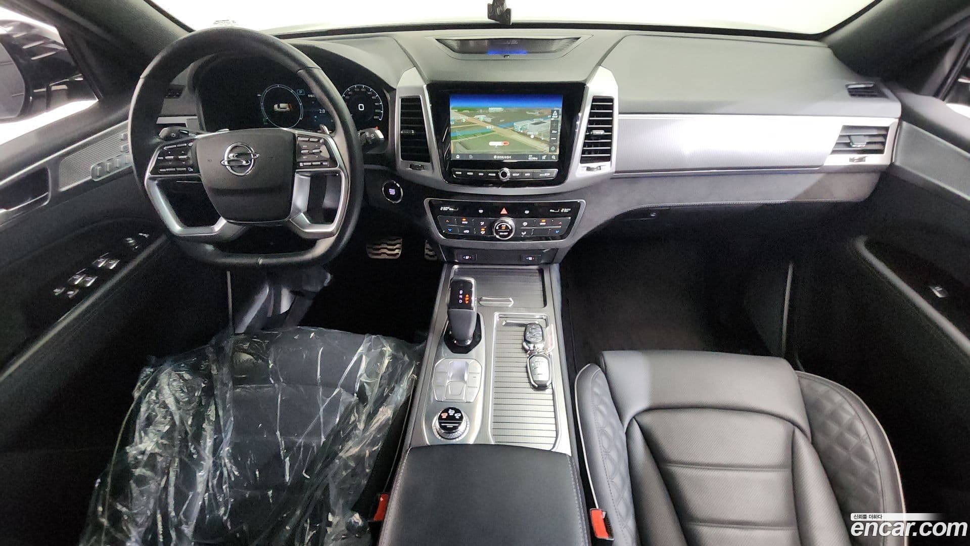 Main__Slider__Photo:Rexton KG Mobility 2022.6-6