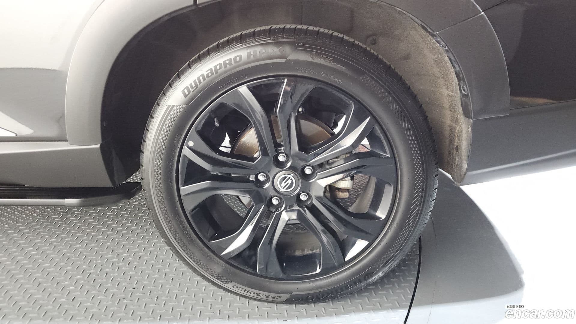 Main__Slider__Photo:Rexton KG Mobility 2022.6-20