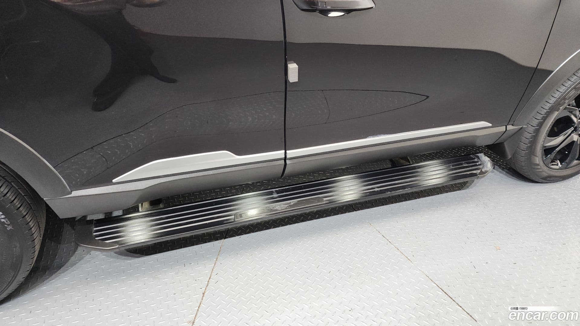 Main__Slider__Photo:Rexton KG Mobility 2022.6-36