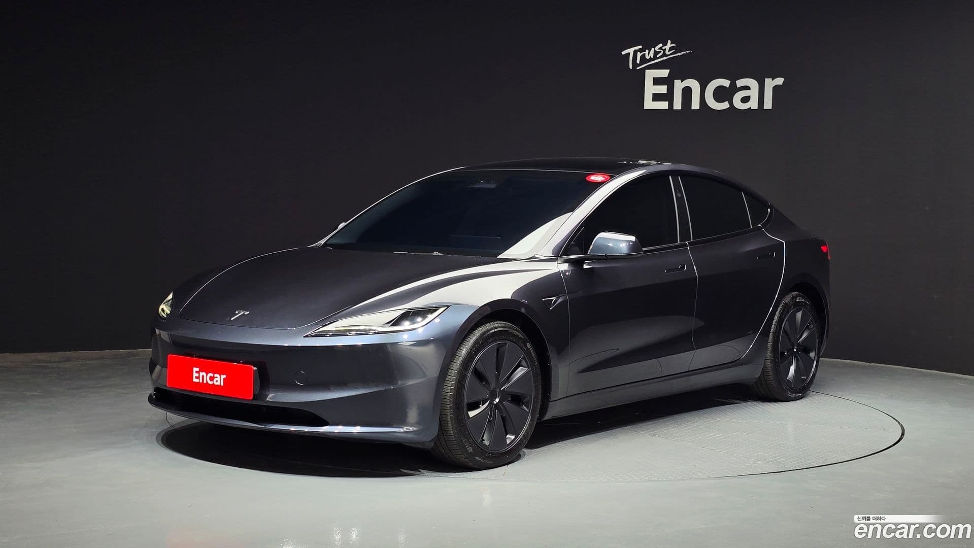Main__Slider__Photo:Model 3 Tesla 2024.5-0