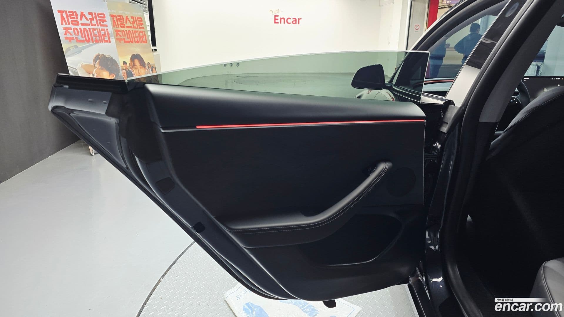 Main__Slider__Photo:Model 3 Tesla 2024.5-24