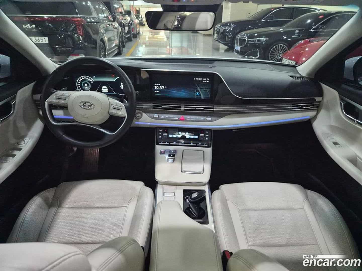 Grandeur Hyundai 2021.10-INNER-007