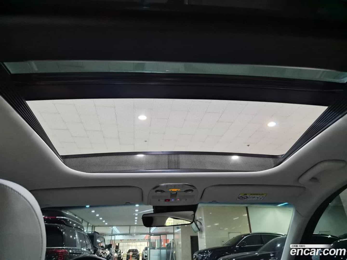 Grandeur Hyundai 2021.10-OPTION-023