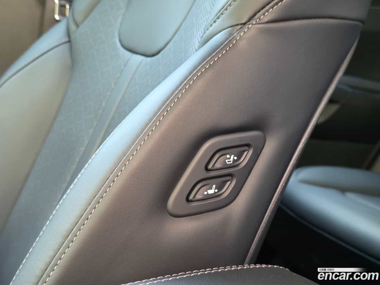 Sorento Kia 2021.3-OPTION-016