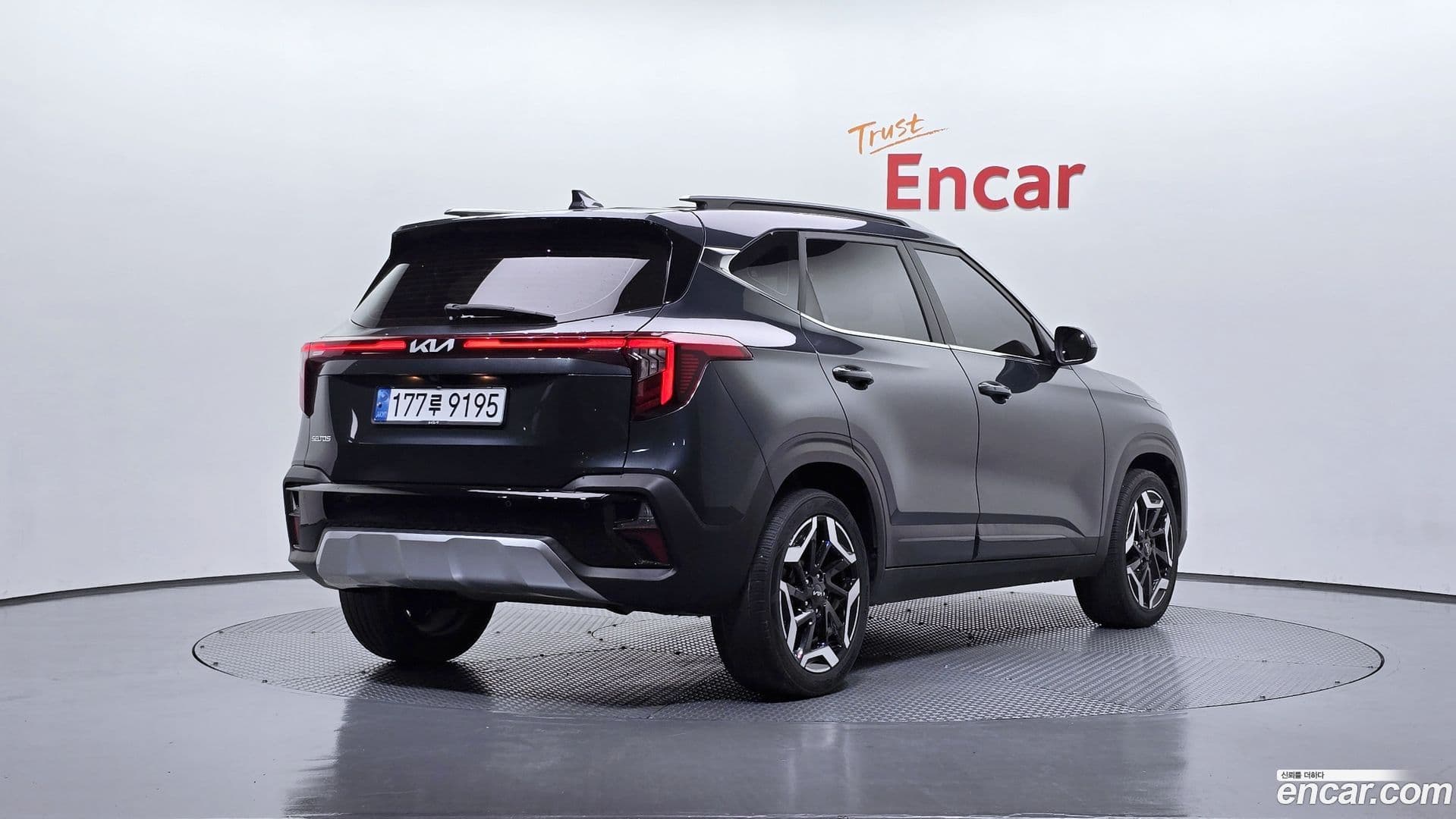 Main__Slider__Photo:Seltos Kia 2023.5-1