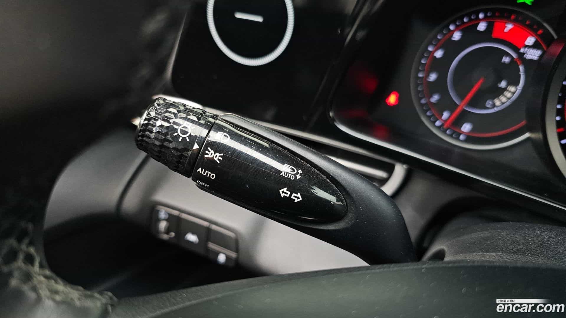 AVANTE Hyundai 2022.3-OPTION-042