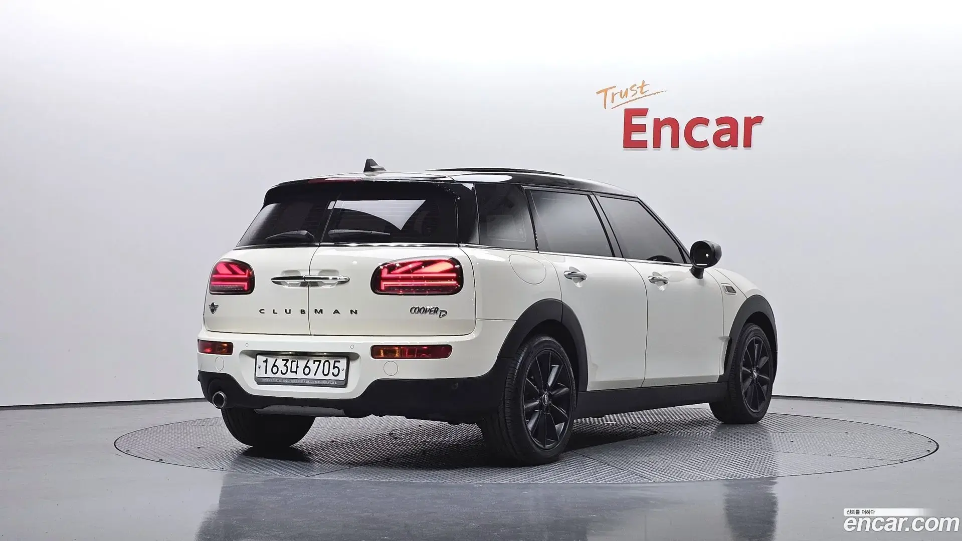 Main__Slider__Photo:Clubman Mini 2020.6-1