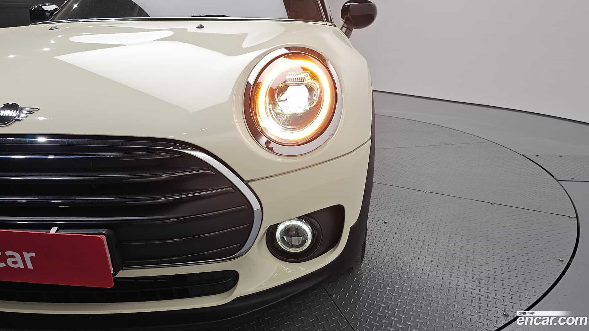 Clubman Mini 2020.6-OUTER-032