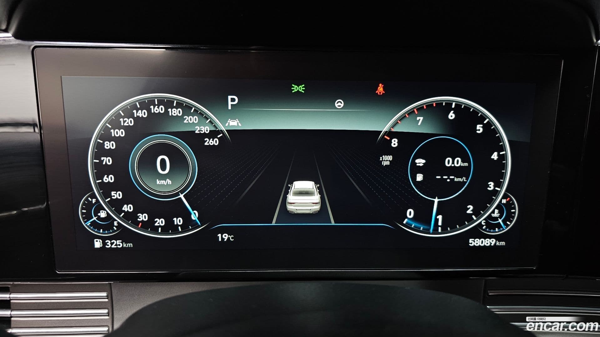 Main__Slider__Photo:Grandeur Hyundai 2020.2-7