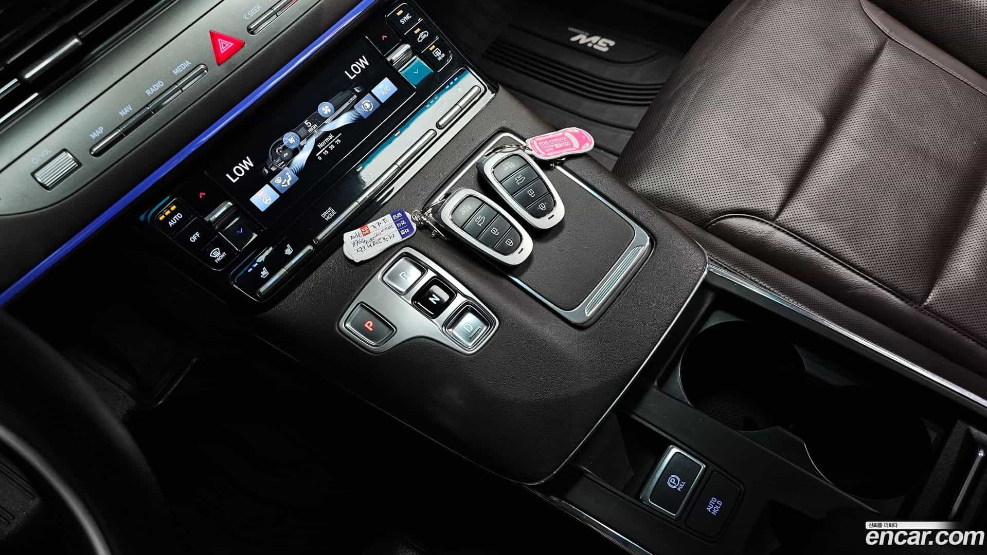 Grandeur Hyundai 2020.2-INNER-009