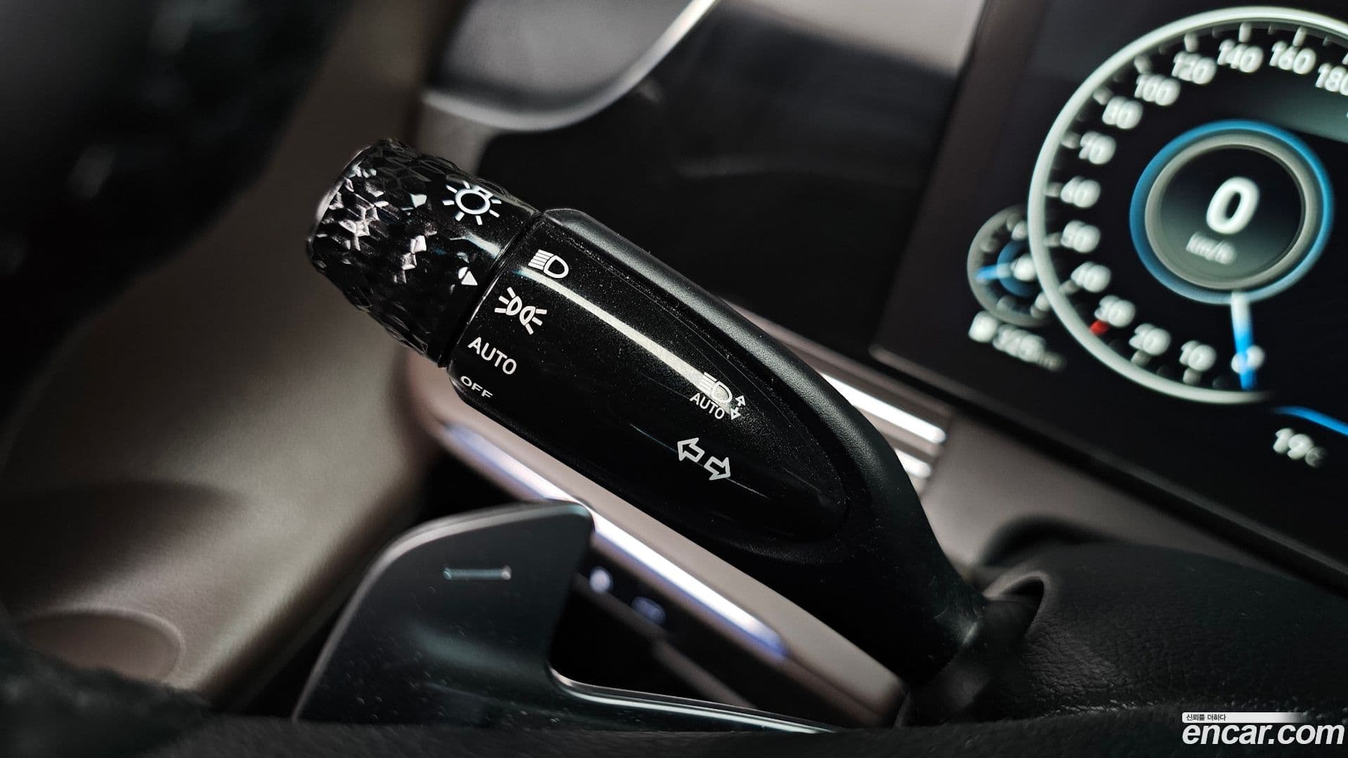 Main__Slider__Photo:Grandeur Hyundai 2020.2-32