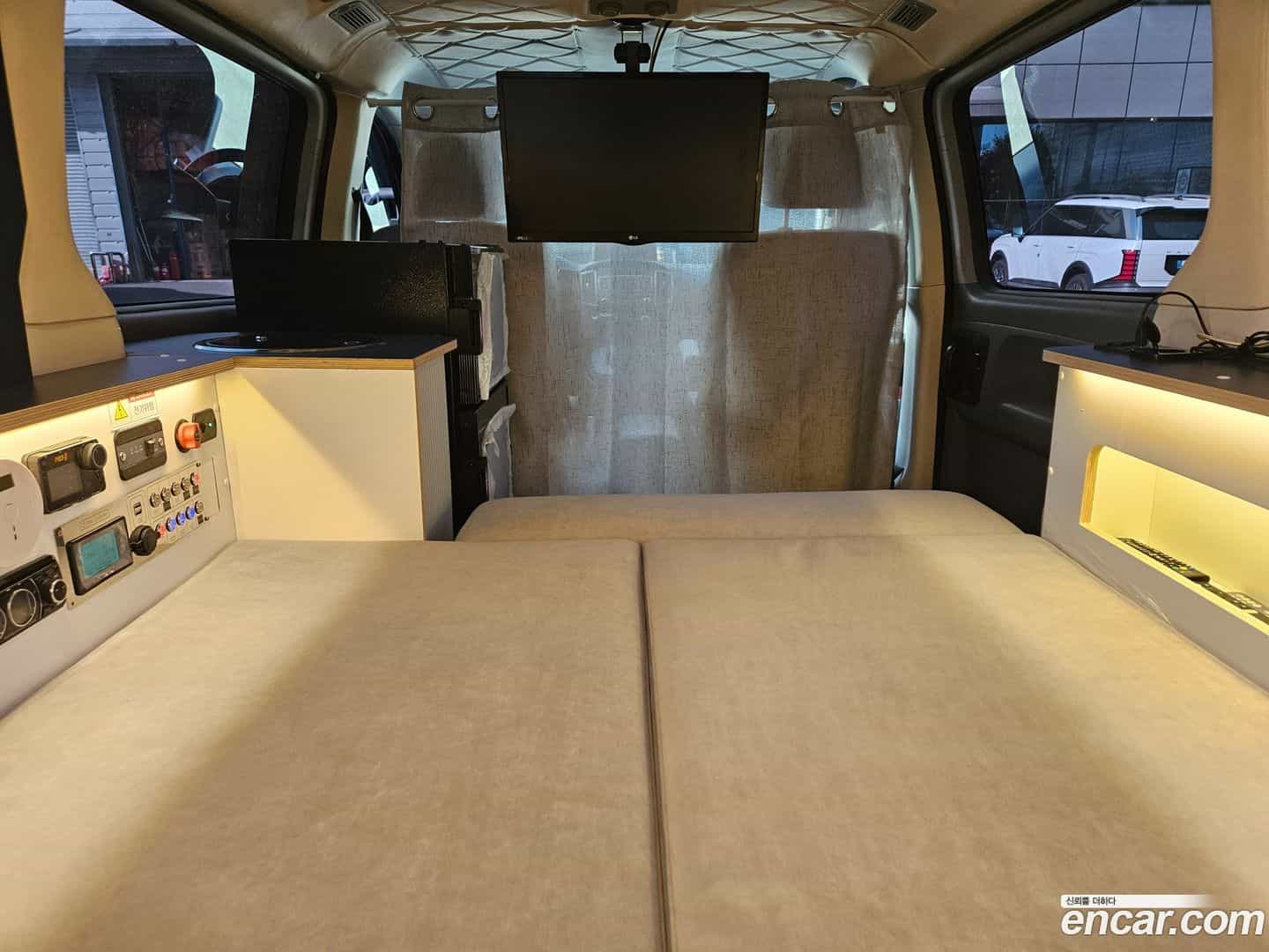 Starex Hyundai 2015.9-INNER-010