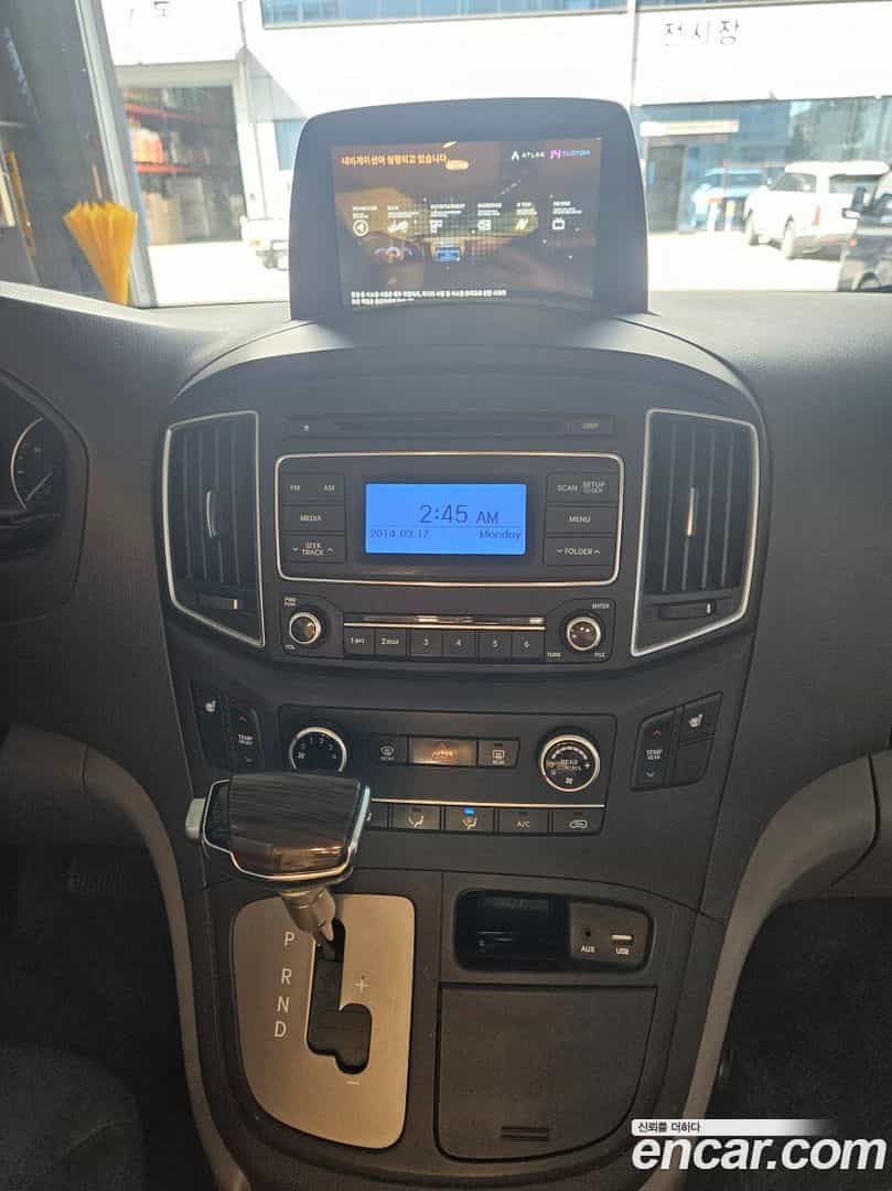 Starex Hyundai 2015.9-OPTION-018