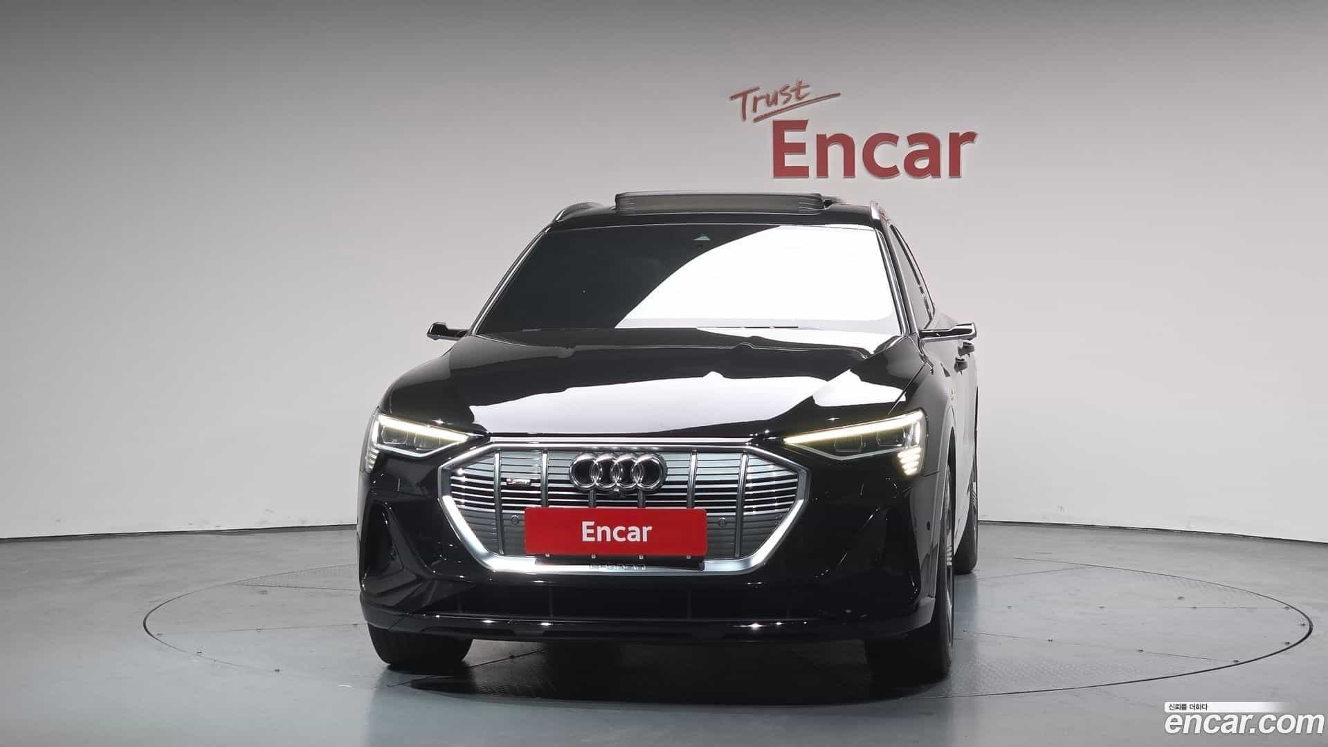 e-tron Audi 2023.3-OUTER-002