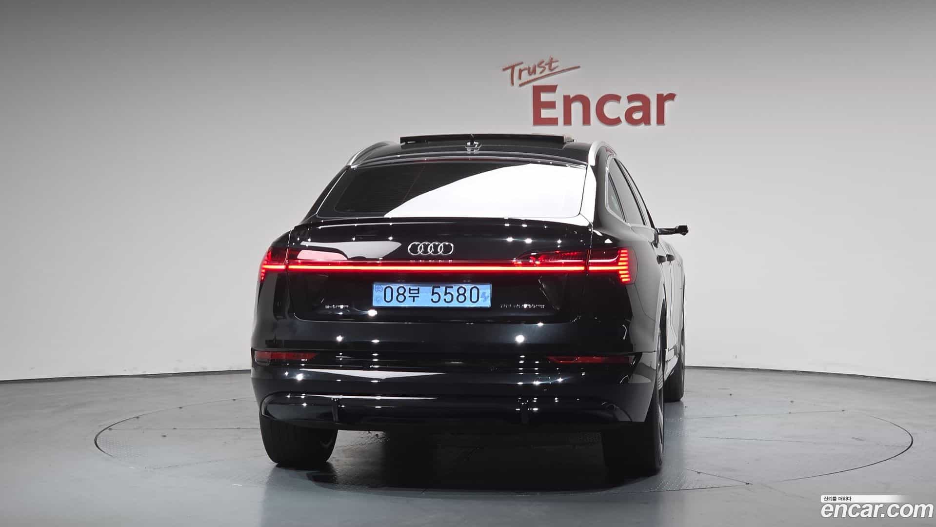 e-tron Audi 2023.3-OUTER-004