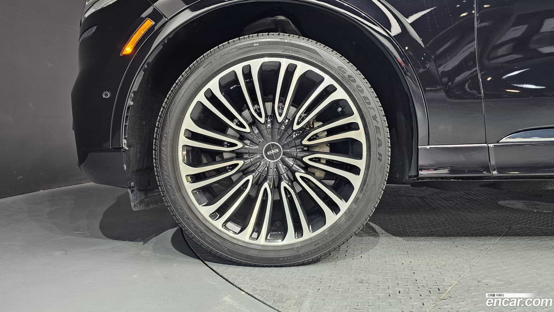 Aviator Lincoln 2022.1-OUTER-005