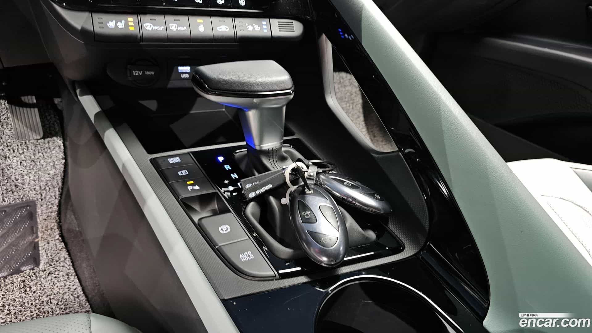AVANTE Hyundai 2026.0-INNER-009