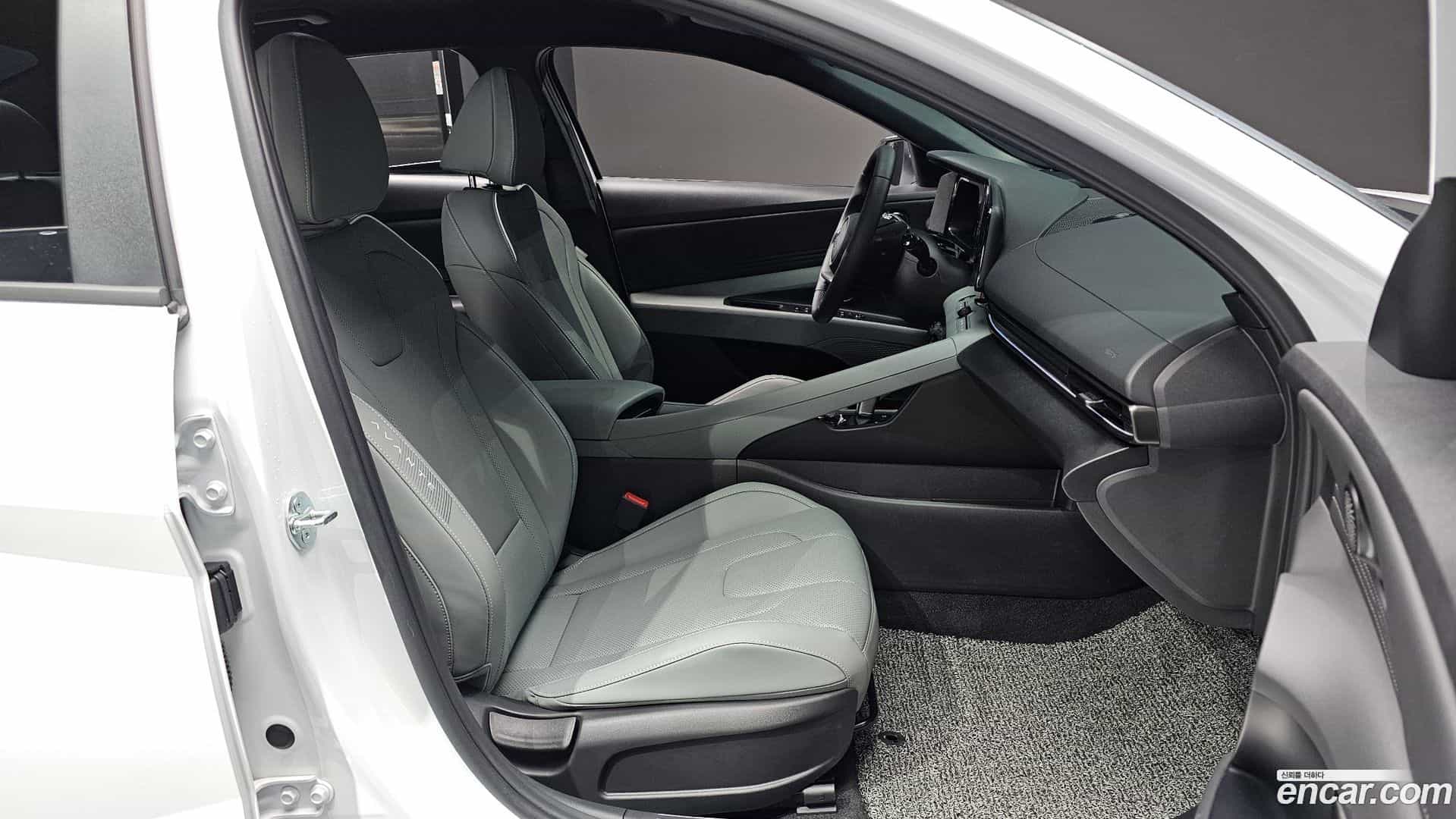 AVANTE Hyundai 2026.0-OPTION-016
