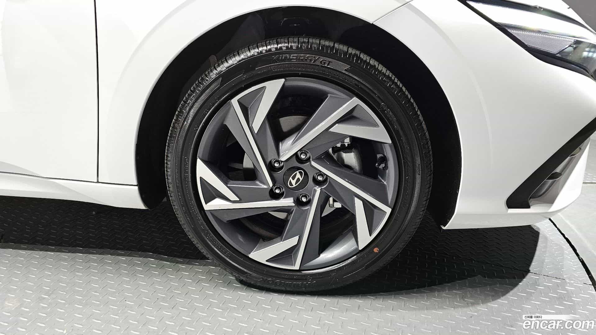 AVANTE Hyundai 2026.0-OUTER-031