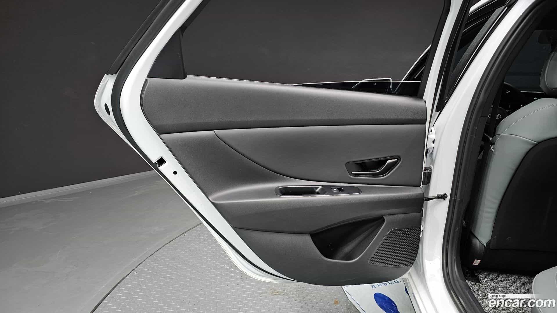 AVANTE Hyundai 2026.0-INNER-035