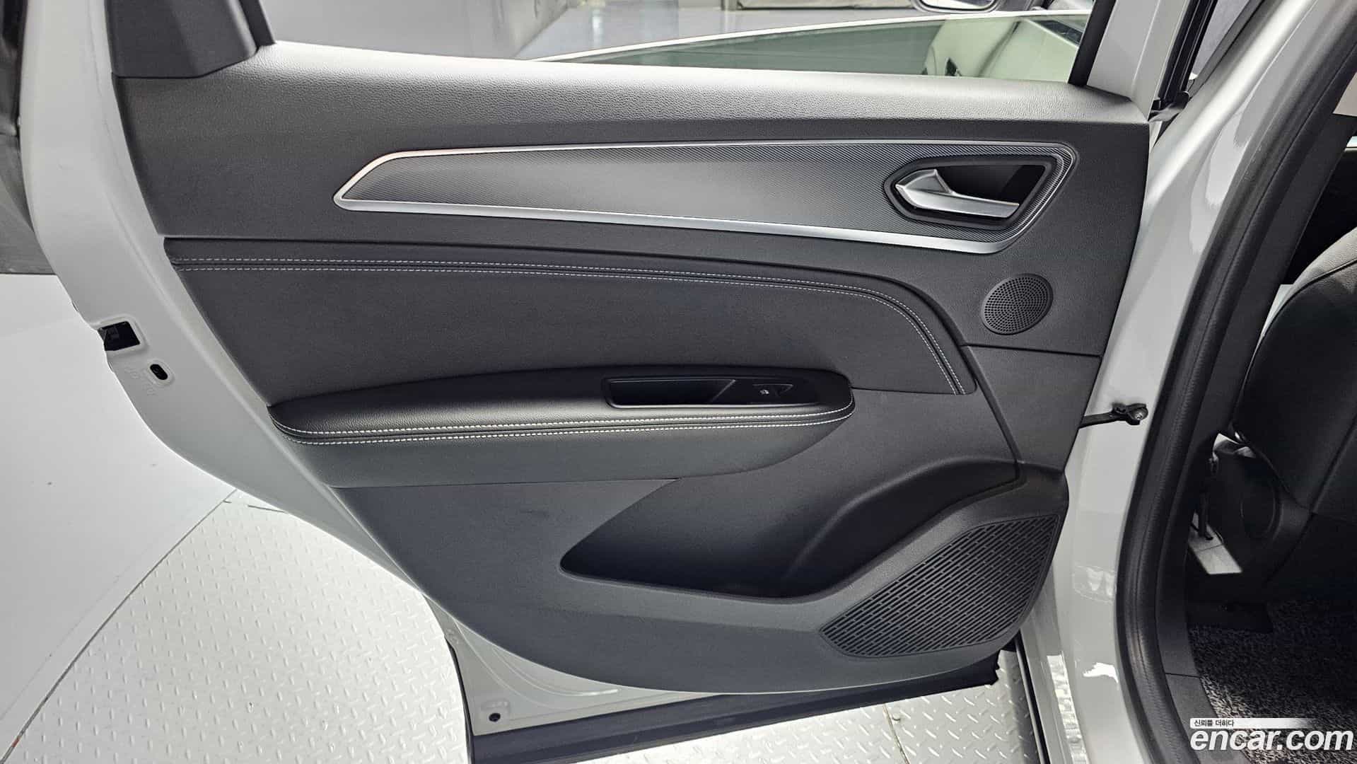 XM3 Renault Korea 2020.9-INNER-035