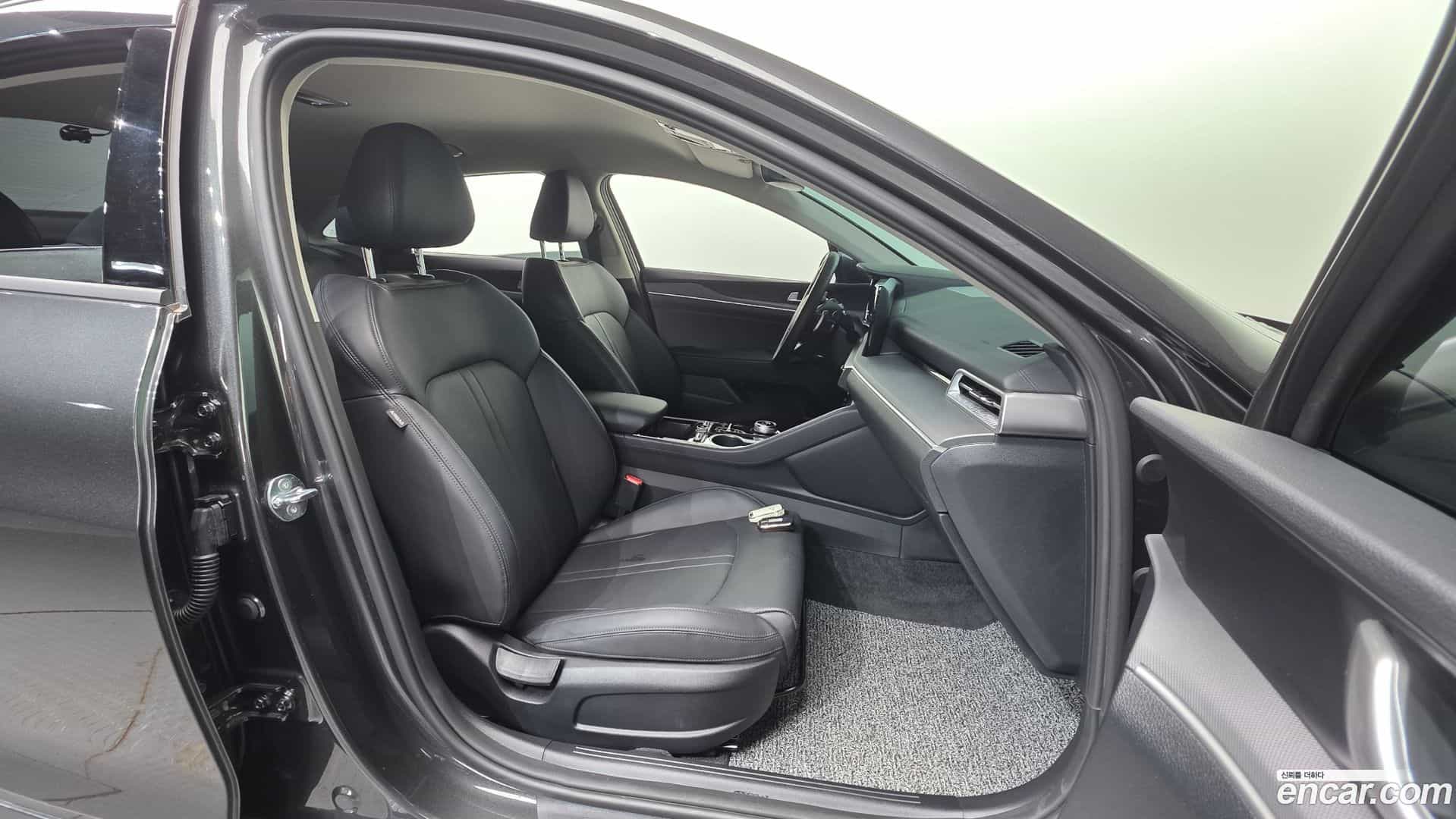 K5 Kia 2023.10-INNER-010