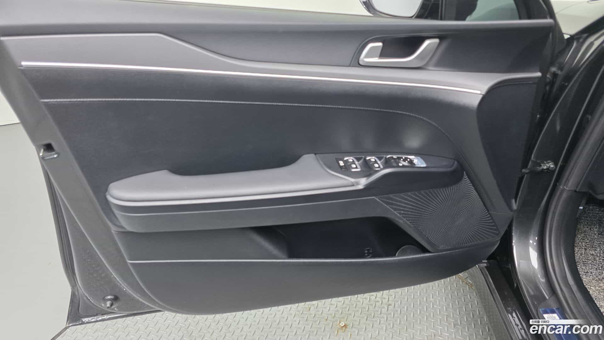 K5 Kia 2023.10-INNER-034