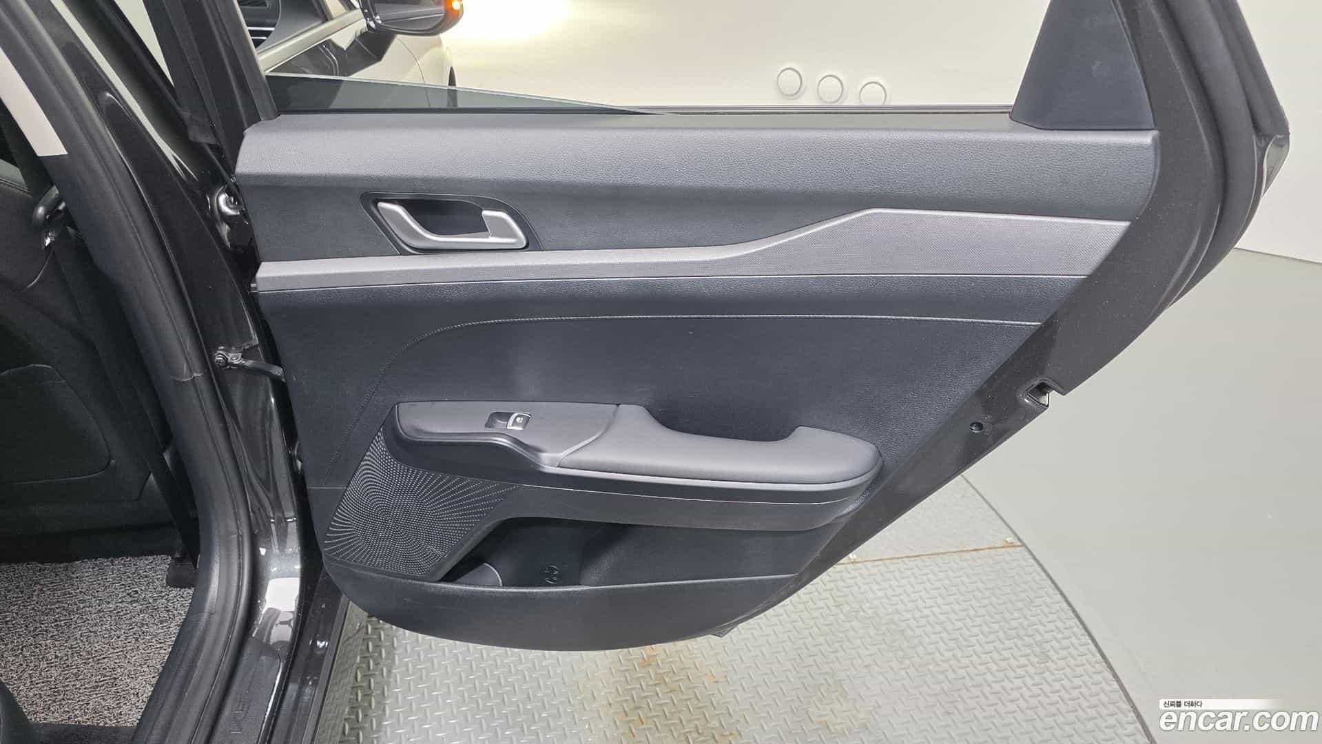 K5 Kia 2023.10-INNER-035