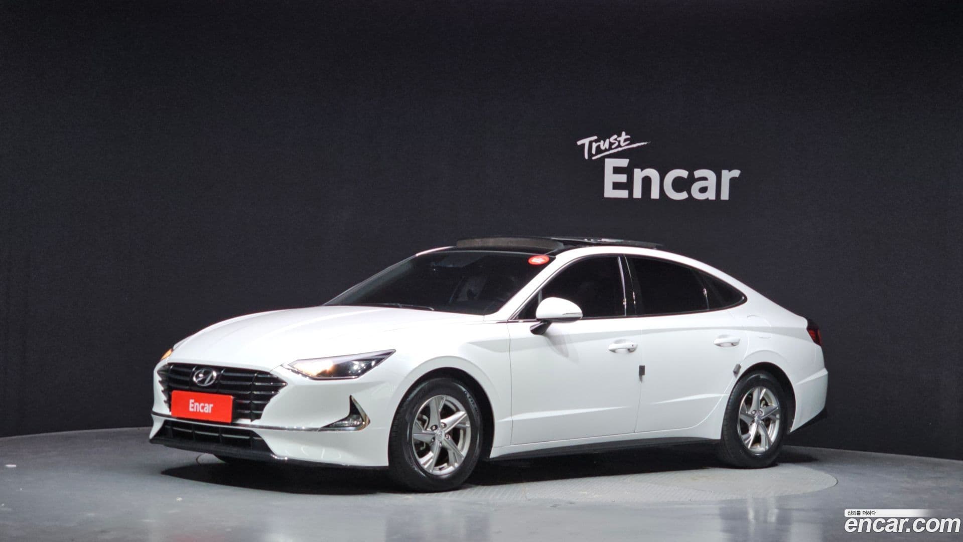 Main__Slider__Photo:Sonata Hyundai 2019.6-0