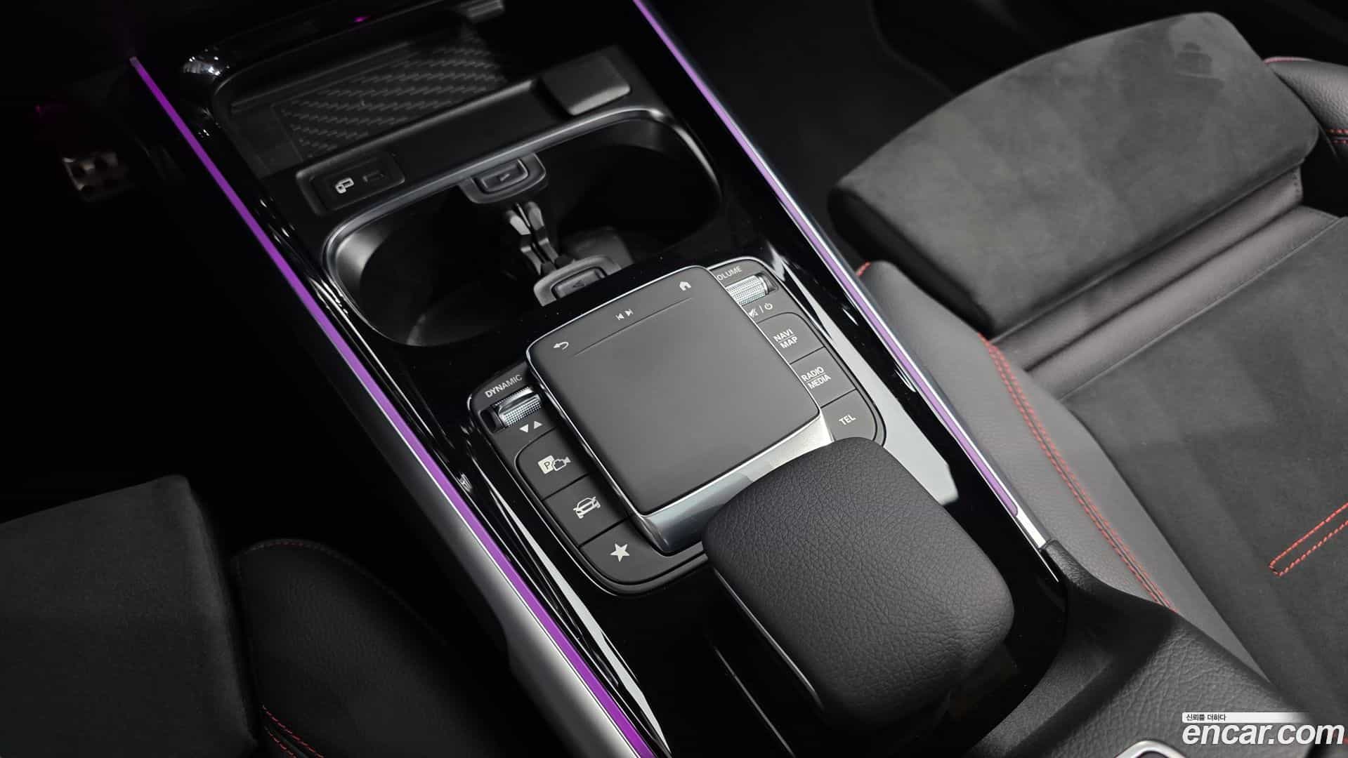 GLB-Class Mercedes-Benz 2023.8-OPTION-023
