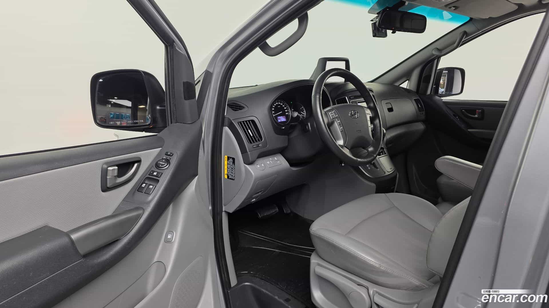 Starex Hyundai 2020.4-INNER-010