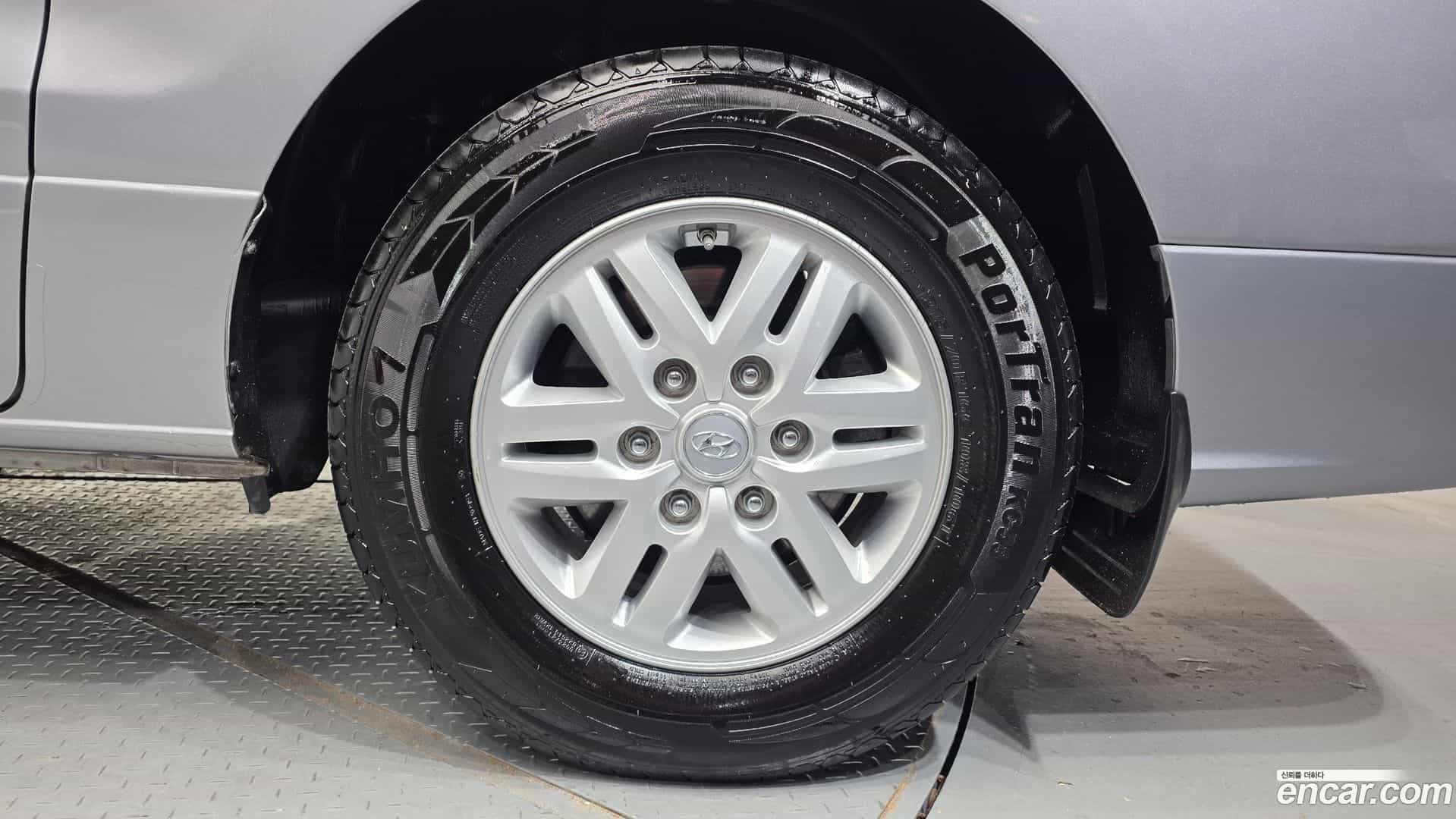 Starex Hyundai 2020.4-OUTER-031