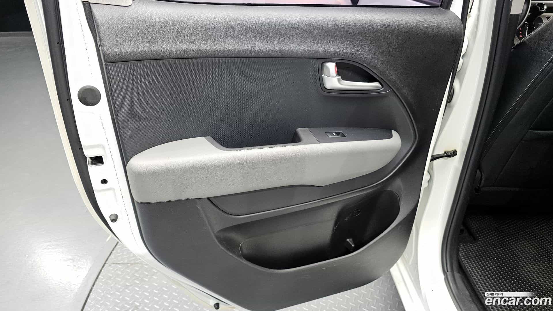 RAY Kia 2019.2-INNER-035