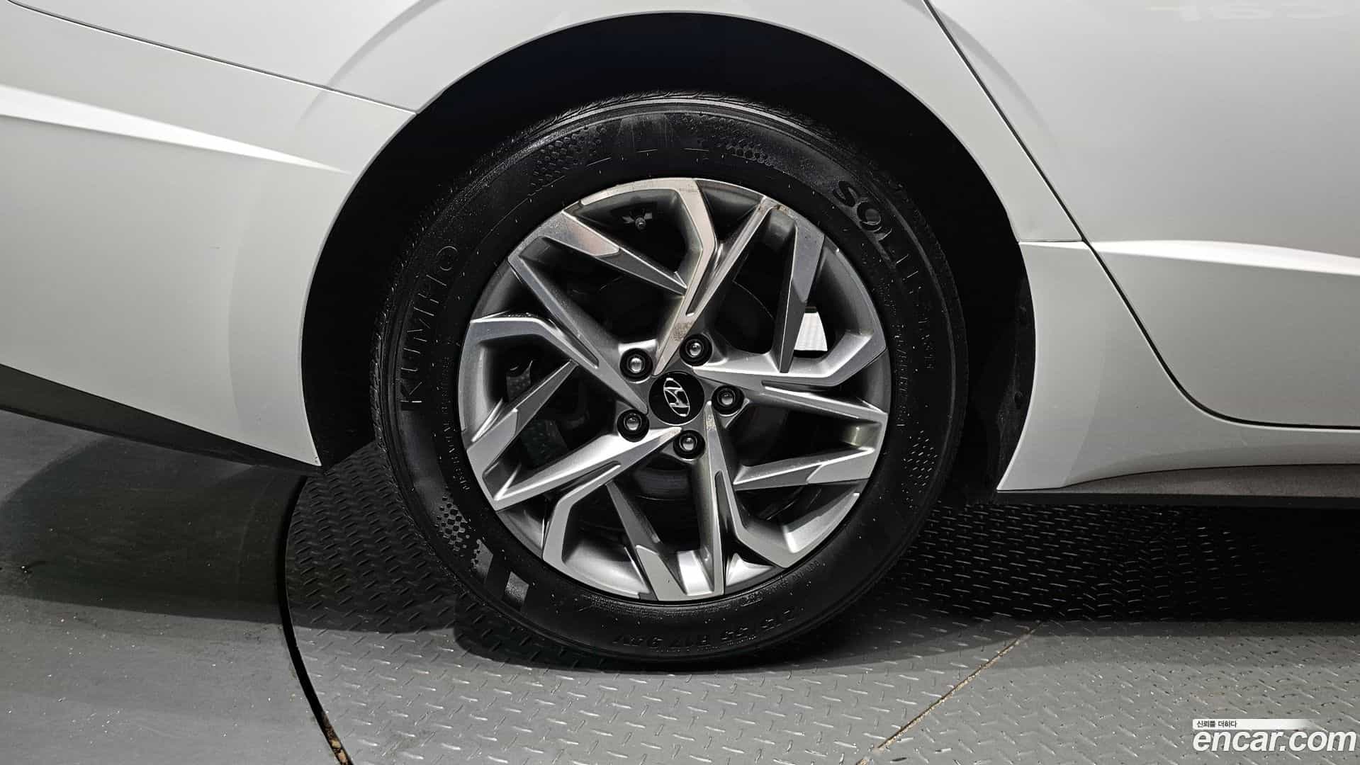 Sonata Hyundai 2023.1-OUTER-005