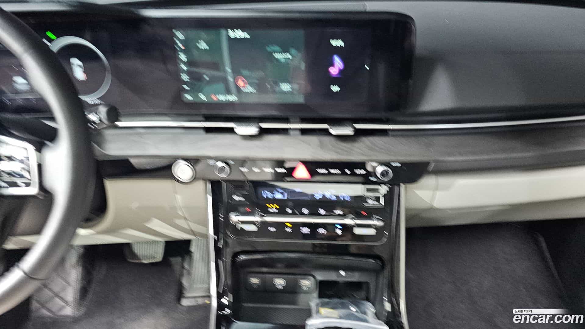 Canival Kia 2023.5-OPTION-016