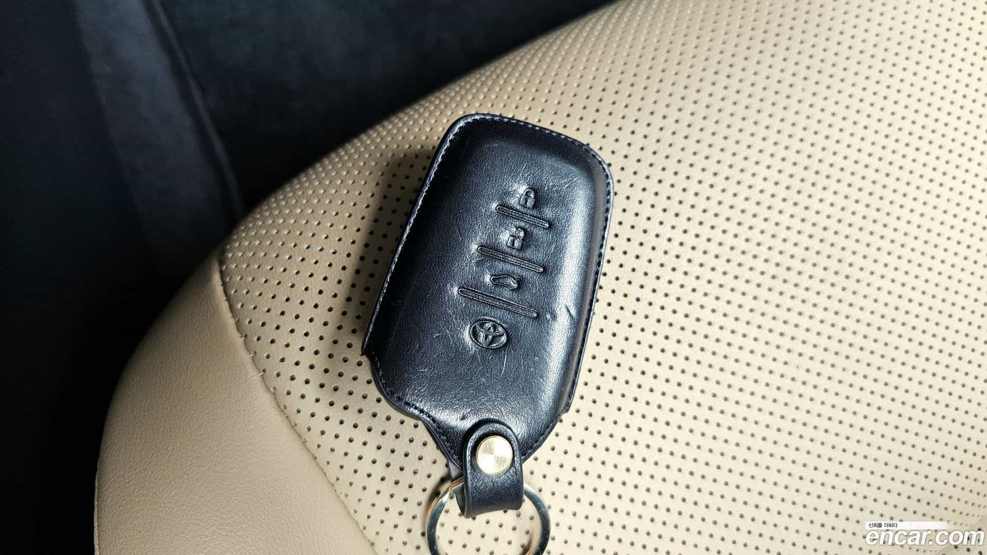 RAV4 Toyota 2024.3-OPTION-043