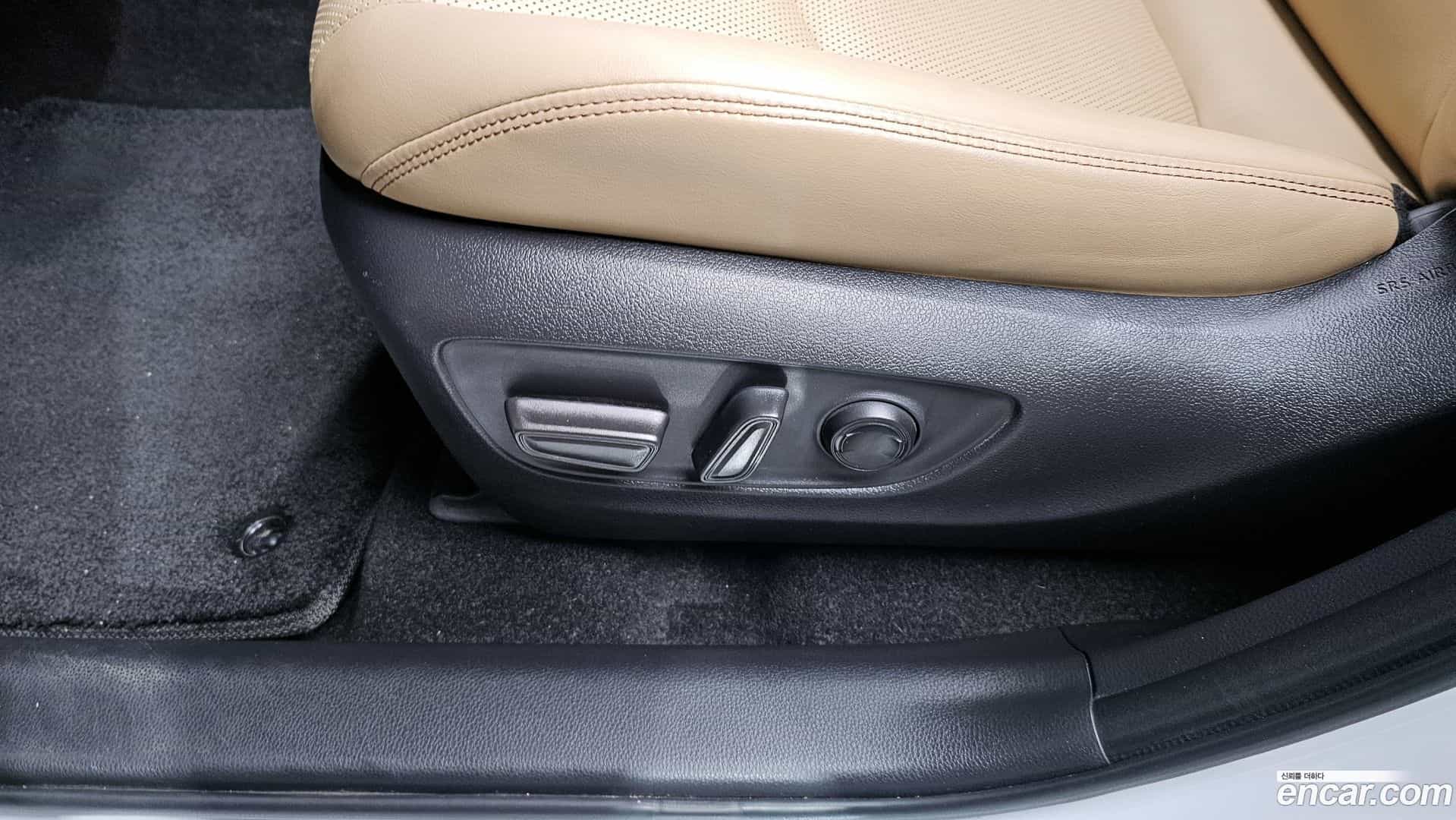 RAV4 Toyota 2024.3-OPTION-048
