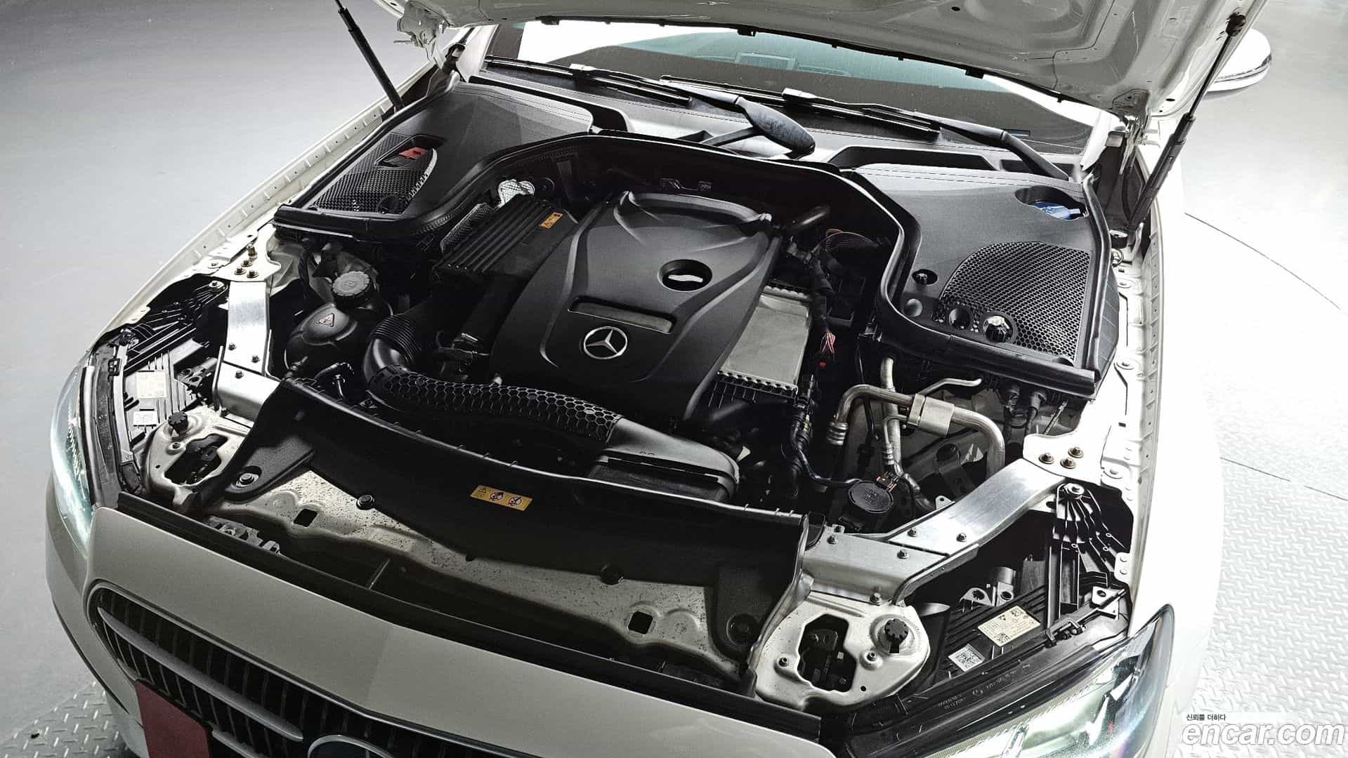 E-Class Mercedes-Benz 2020.11-OUTER-006