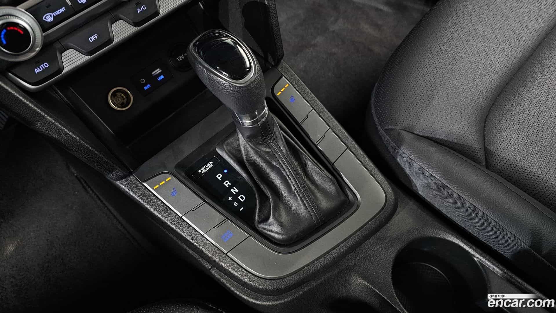 AVANTE Hyundai 2020.0-INNER-009