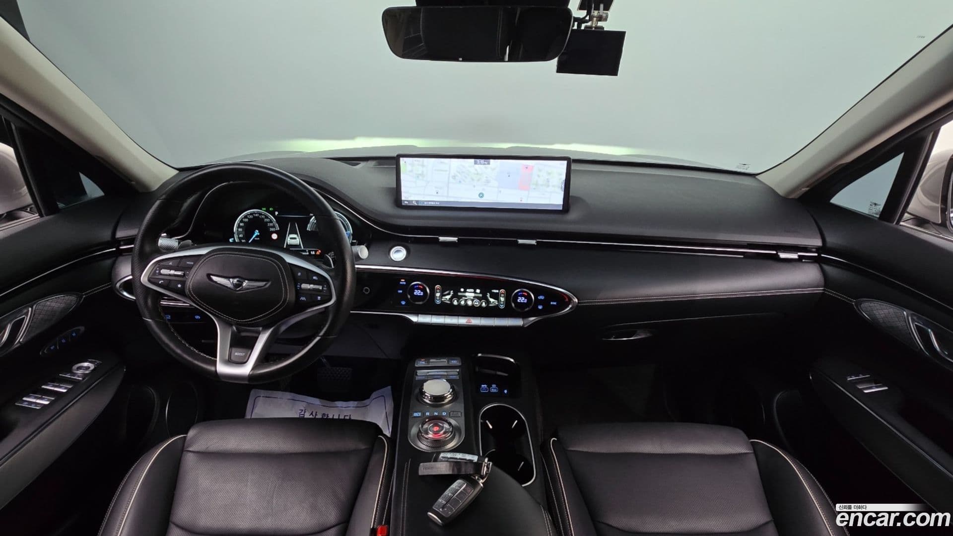 Main__Slider__Photo:GV70 Genesis 2022.5-6