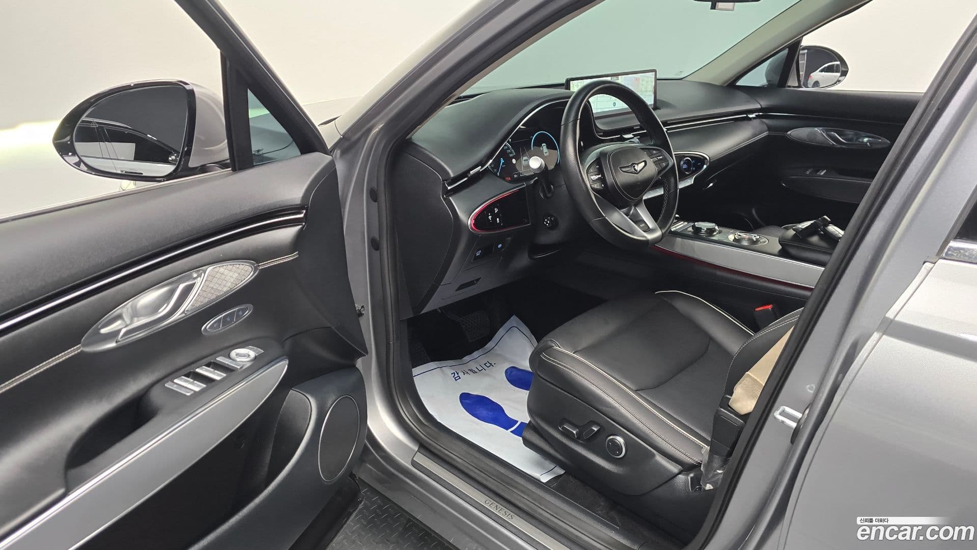 Main__Slider__Photo:GV70 Genesis 2022.5-9