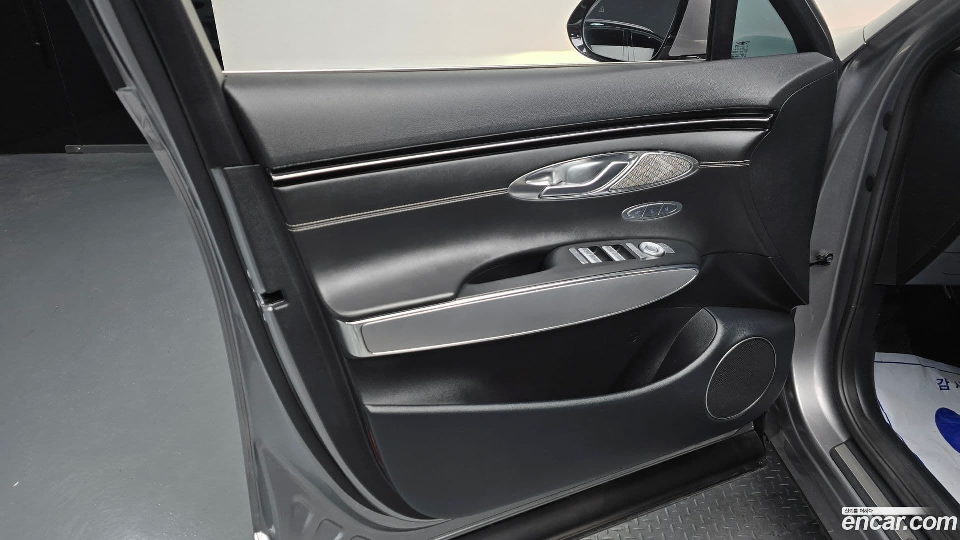 Main__Slider__Photo:GV70 Genesis 2022.5-24