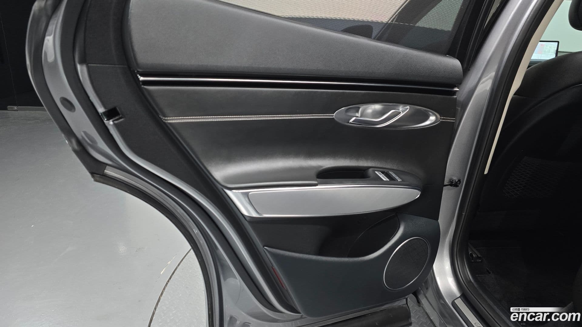 Main__Slider__Photo:GV70 Genesis 2022.5-25