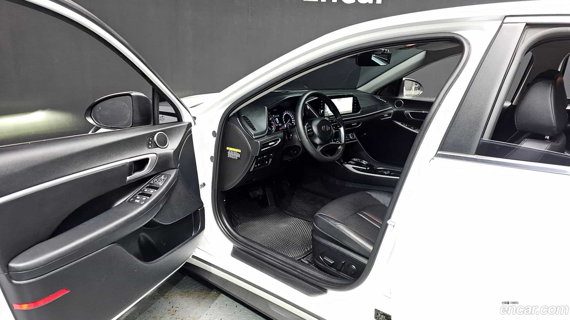 Sonata Hyundai 2019.6-INNER-010
