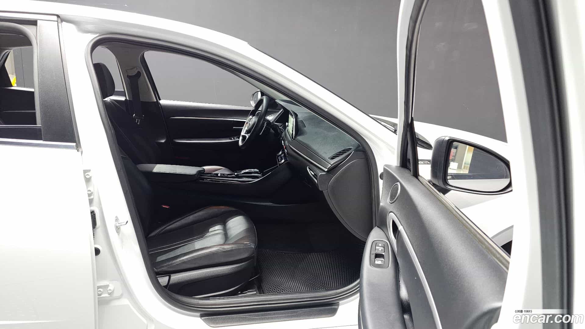 Sonata Hyundai 2019.6-OPTION-015