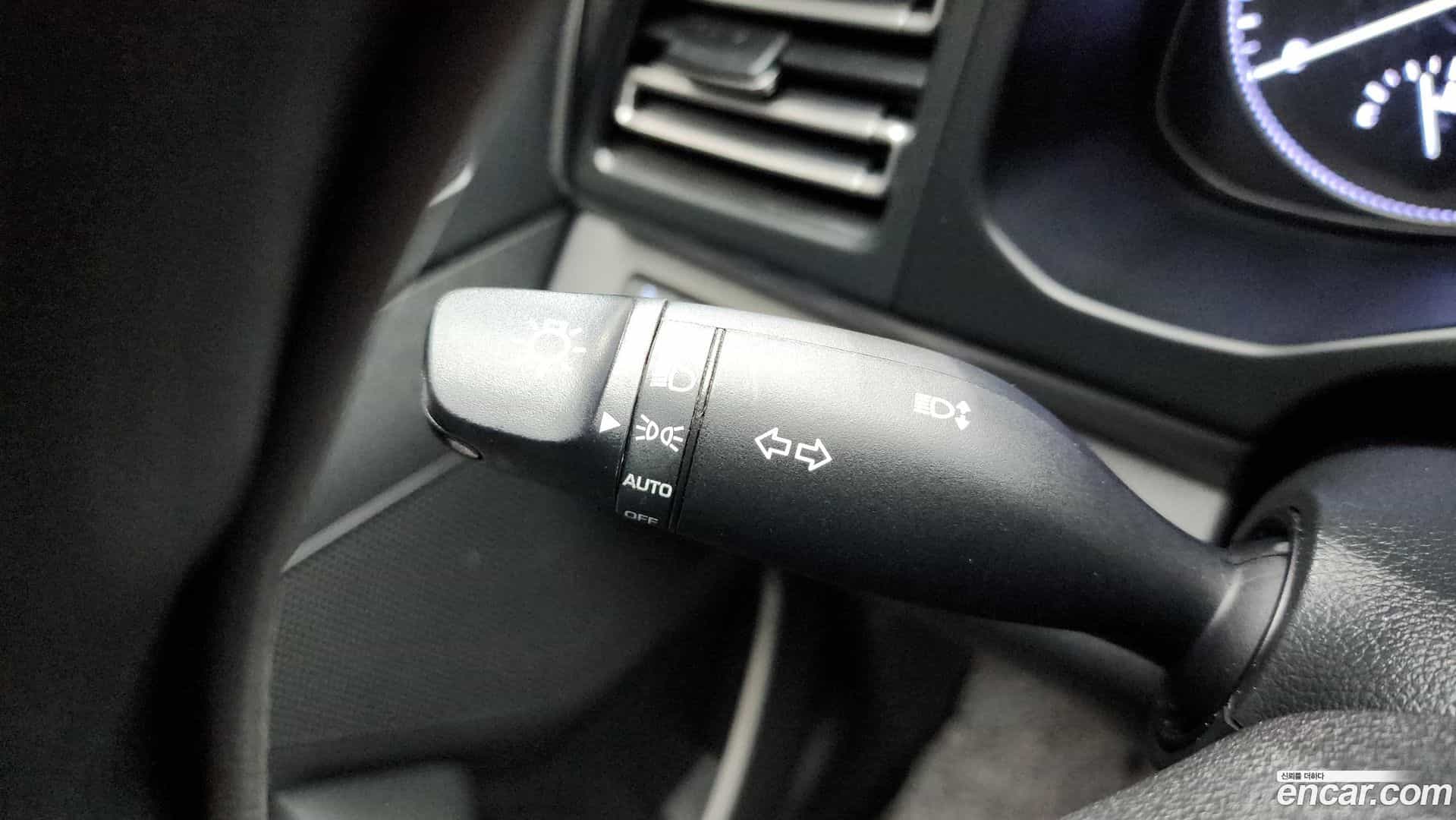 AVANTE Hyundai 2019.11-OPTION-043