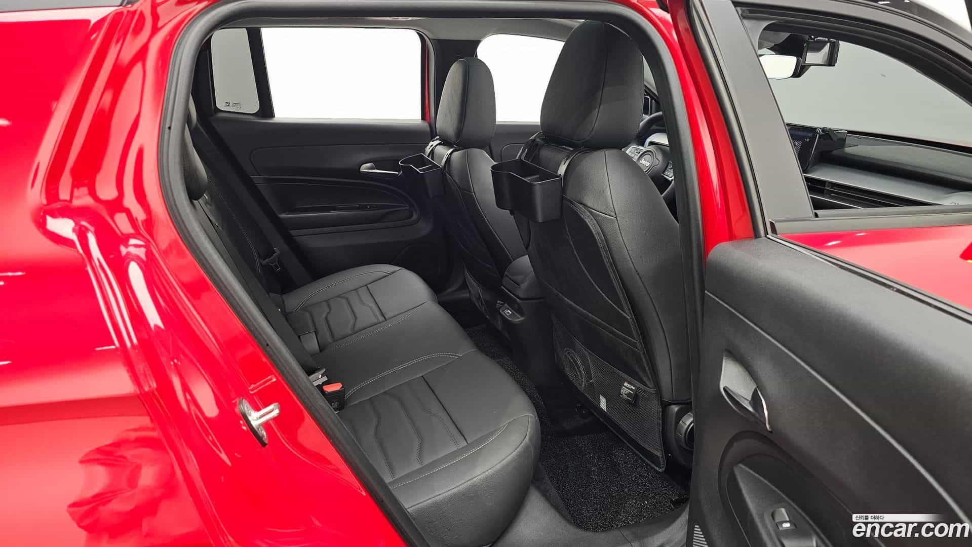 Avenger Jeep 2024.11-INNER-036