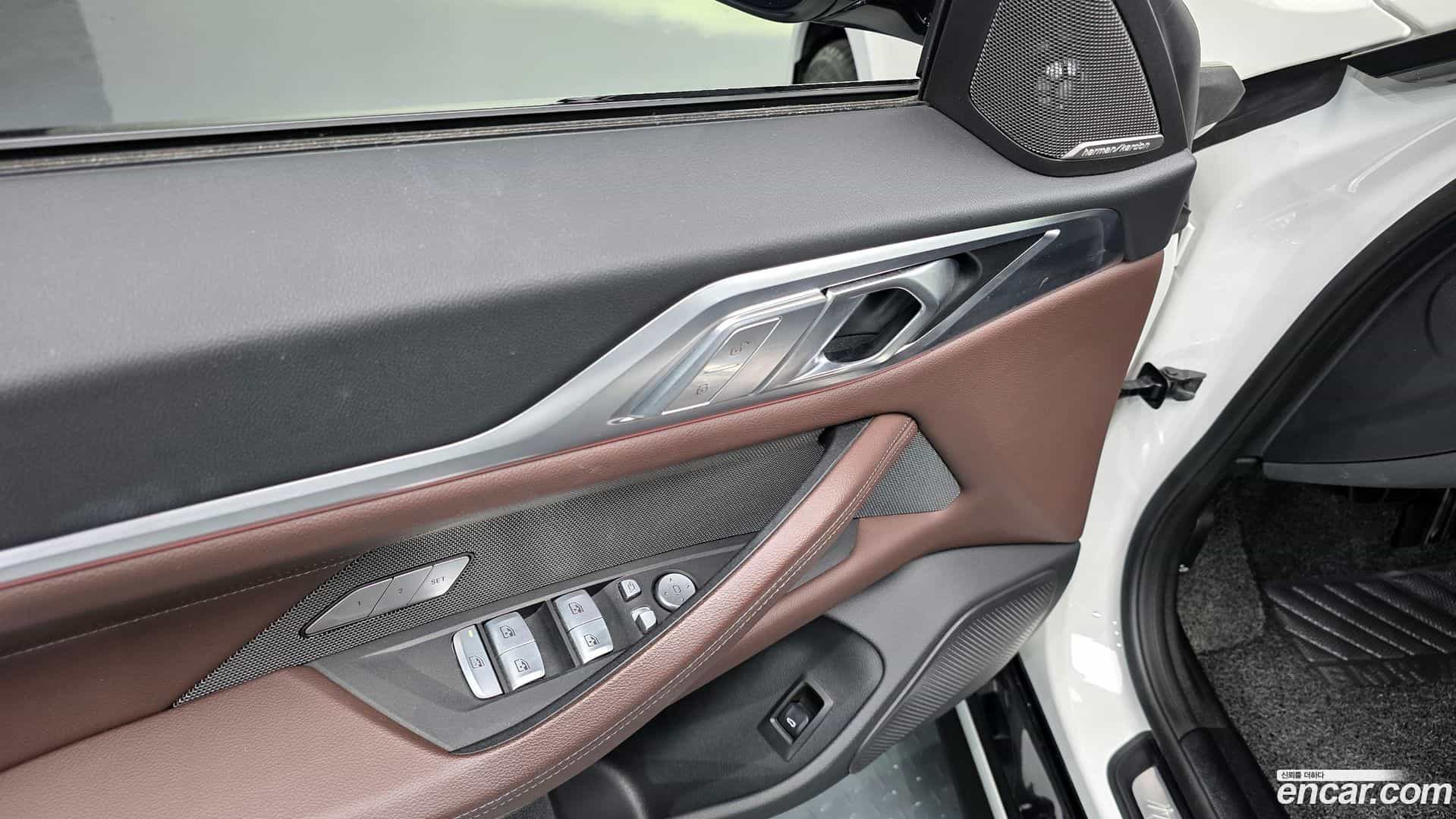 i4 BMW 2022.9-OPTION-023