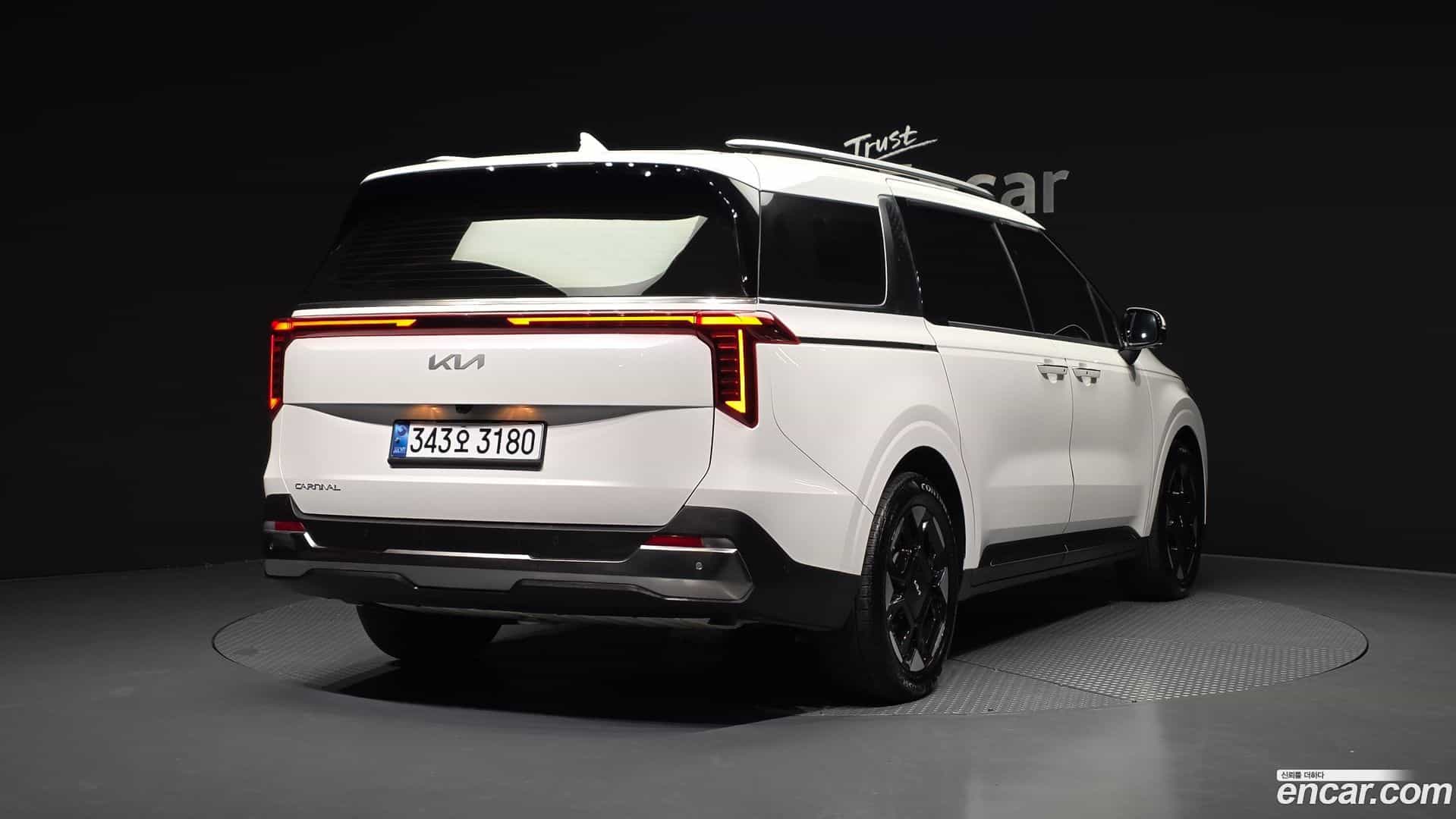 Canival Kia 2023.10-OUTER-002