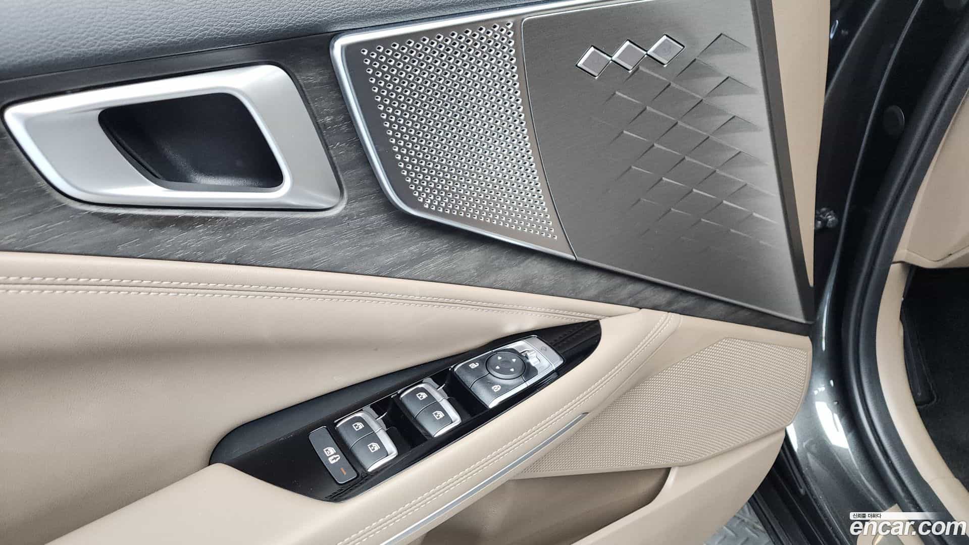 K8 Kia 2022.6-OPTION-052